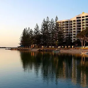 Ramada By Wyndham Golden Resort